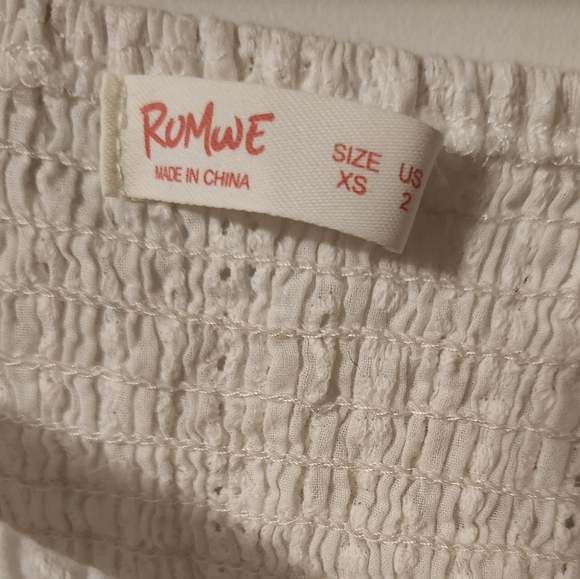 cute elegant crop top - Picture 2 of 2